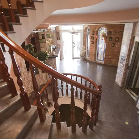 Cabo De Mar Hotel 2*