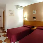 Cabo De Mar Hotel
